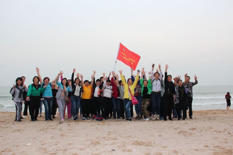 2018年春游照片集锦-红旗飘飘